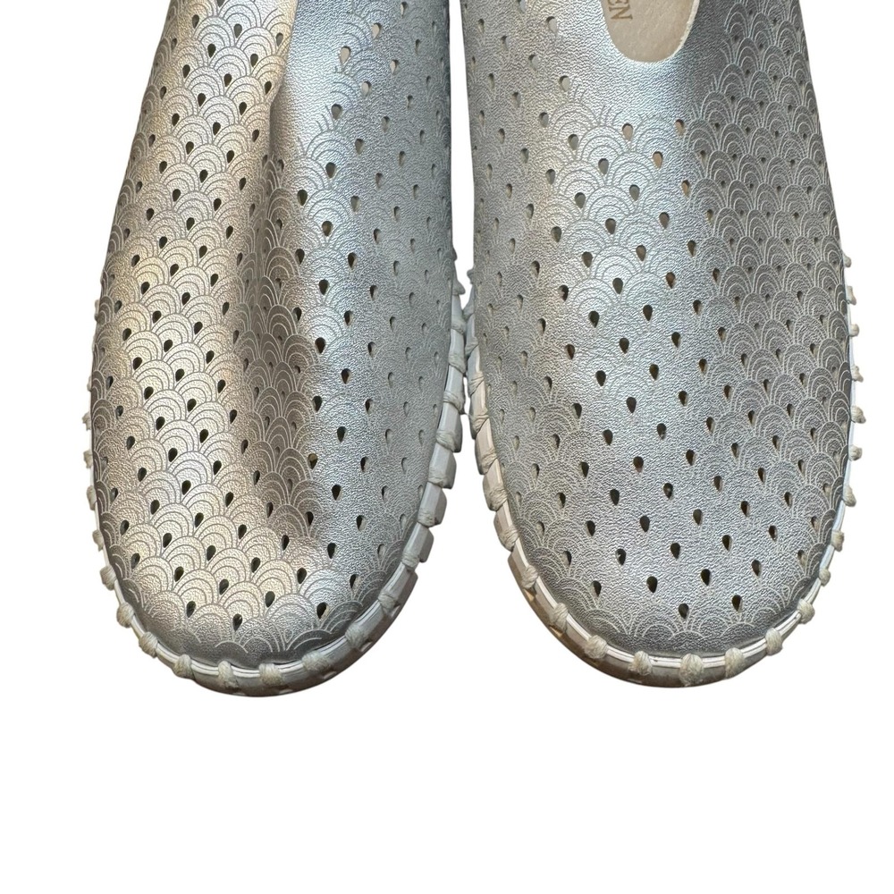 Ilse Jacobsen Shoes Womens‎ Size 5 Silver Perforated Slip Flats Comfort Casual - Picture 2 of 10